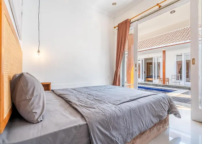 Lumturi House - Centrally Located *