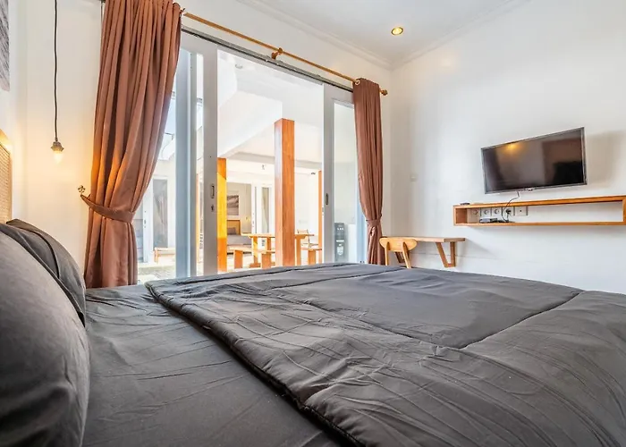 Lumturi House - Centrally Located Seminyak